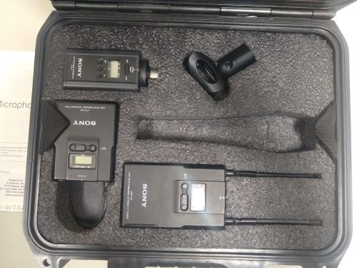 Sony UWP-V6/424 Wireless Microphone Package - USED